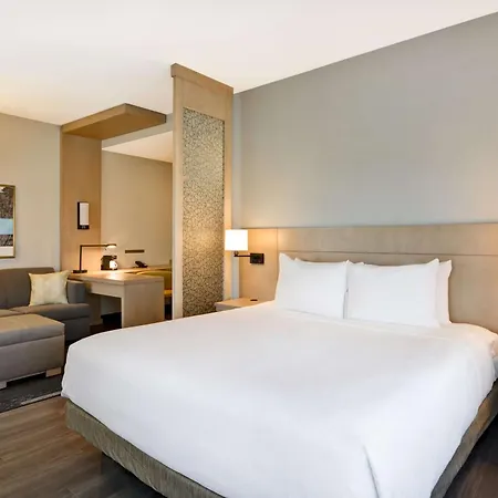 Hyatt Place Fresno-3